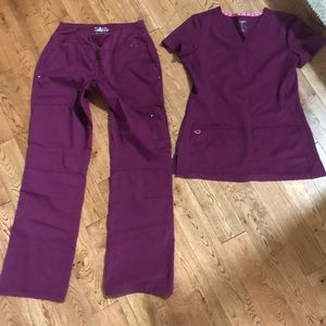 XS wine heartsoul & purple label yoga scrub set